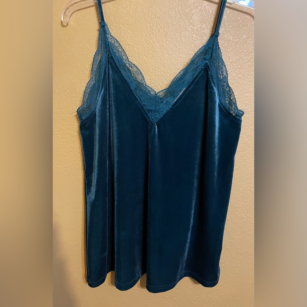 Entro spaghetti strap top—EUC